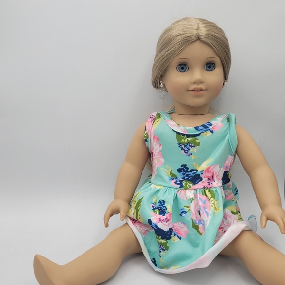American Girl Doll 18" Blond Hair Blue Eyes With Her Ears Pierced - Picture 6 of 16